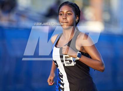 Thumbnail 2 in Stanton Invitational (800m) photogallery.