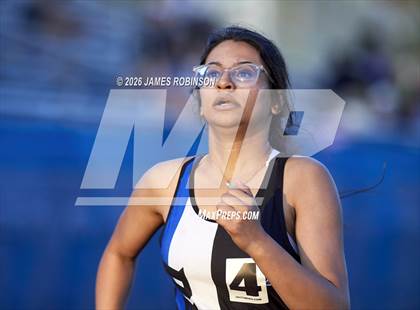 Thumbnail 1 in Stanton Invitational (800m) photogallery.