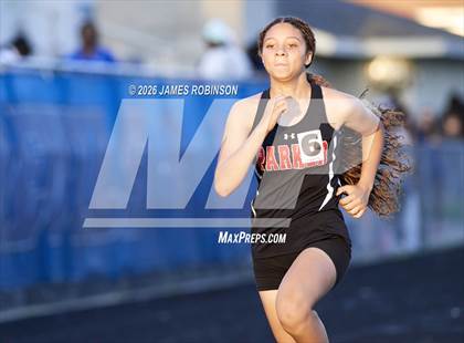 Thumbnail 1 in Stanton Invitational (800m) photogallery.
