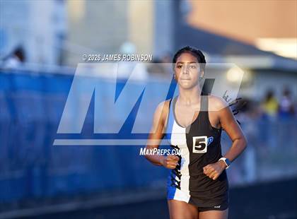 Thumbnail 3 in Stanton Invitational (800m) photogallery.