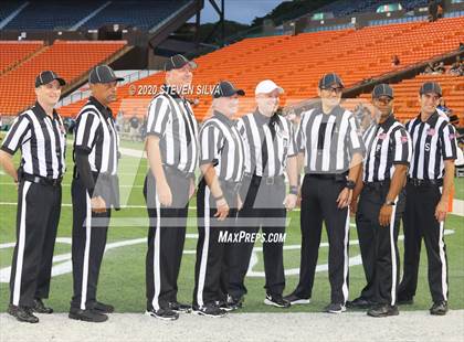 Thumbnail 2 in Polynesian Bowl (Team Makai vs. Team Mauka) photogallery.