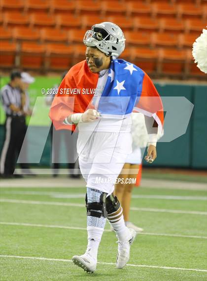 Thumbnail 1 in Polynesian Bowl (Team Makai vs. Team Mauka) photogallery.