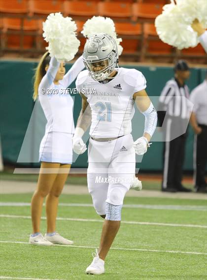 Thumbnail 1 in Polynesian Bowl (Team Makai vs. Team Mauka) photogallery.