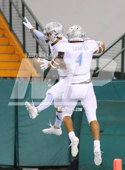 Thumbnail 2 in Polynesian Bowl (Team Makai vs. Team Mauka) photogallery.