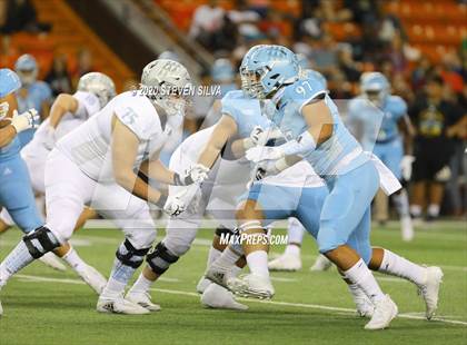 Thumbnail 2 in Polynesian Bowl (Team Makai vs. Team Mauka) photogallery.