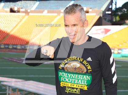 Thumbnail 1 in Polynesian Bowl (Team Makai vs. Team Mauka) photogallery.