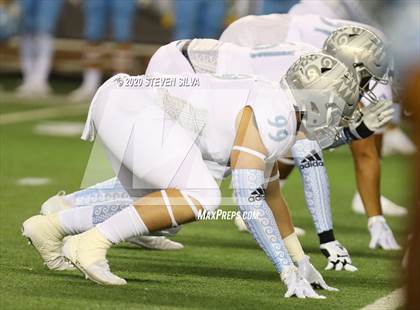 Thumbnail 3 in Polynesian Bowl (Team Makai vs. Team Mauka) photogallery.