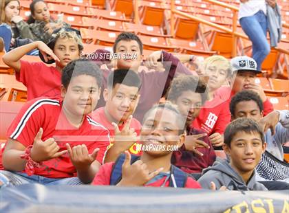 Thumbnail 3 in Polynesian Bowl (Team Makai vs. Team Mauka) photogallery.