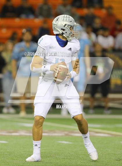 Thumbnail 1 in Polynesian Bowl (Team Makai vs. Team Mauka) photogallery.