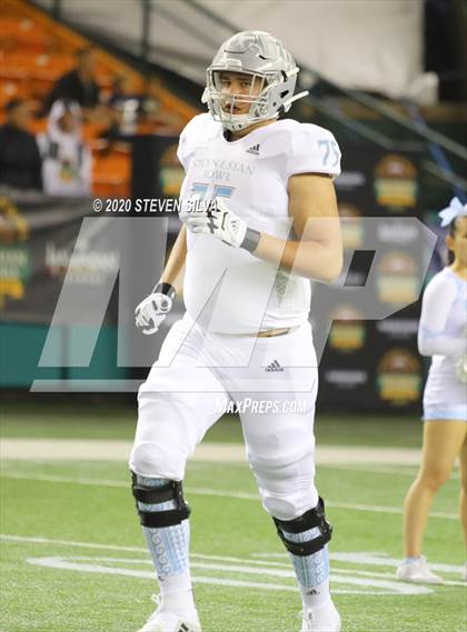 Thumbnail 2 in Polynesian Bowl (Team Makai vs. Team Mauka) photogallery.