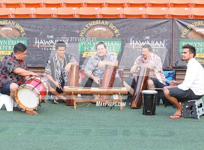 Thumbnail 1 in Polynesian Bowl (Team Makai vs. Team Mauka) photogallery.