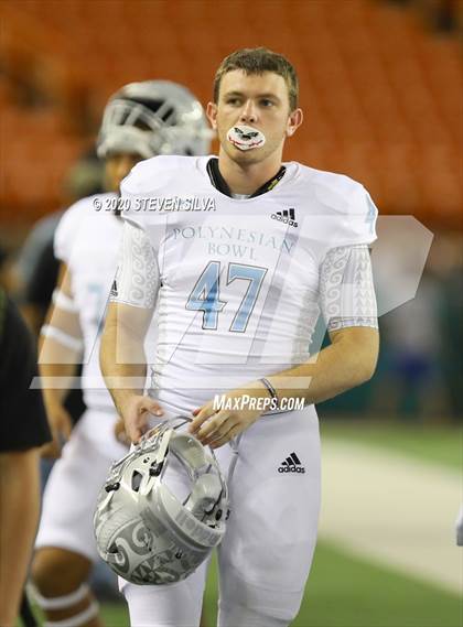 Thumbnail 2 in Polynesian Bowl (Team Makai vs. Team Mauka) photogallery.