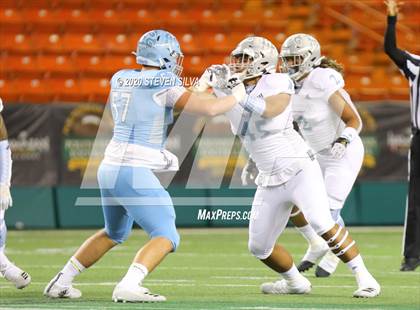 Thumbnail 1 in Polynesian Bowl (Team Makai vs. Team Mauka) photogallery.