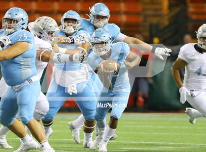 Thumbnail 3 in Polynesian Bowl (Team Makai vs. Team Mauka) photogallery.