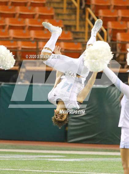 Thumbnail 3 in Polynesian Bowl (Team Makai vs. Team Mauka) photogallery.