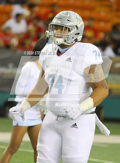 Thumbnail 3 in Polynesian Bowl (Team Makai vs. Team Mauka) photogallery.