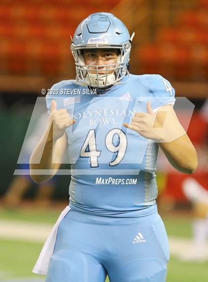 Thumbnail 2 in Polynesian Bowl (Team Makai vs. Team Mauka) photogallery.