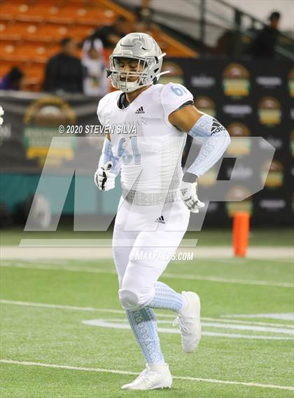 Thumbnail 2 in Polynesian Bowl (Team Makai vs. Team Mauka) photogallery.