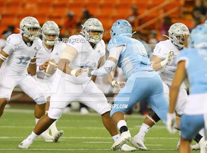 Thumbnail 2 in Polynesian Bowl (Team Makai vs. Team Mauka) photogallery.