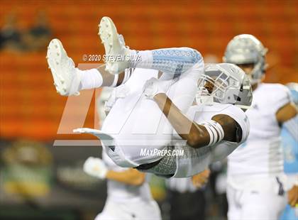 Thumbnail 3 in Polynesian Bowl (Team Makai vs. Team Mauka) photogallery.