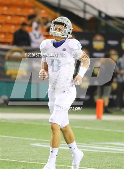 Thumbnail 1 in Polynesian Bowl (Team Makai vs. Team Mauka) photogallery.