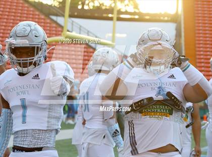 Thumbnail 2 in Polynesian Bowl (Team Makai vs. Team Mauka) photogallery.