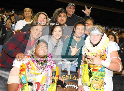 Thumbnail 2 in Polynesian Bowl (Team Makai vs. Team Mauka) photogallery.