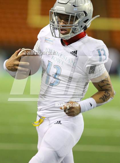 Thumbnail 2 in Polynesian Bowl (Team Makai vs. Team Mauka) photogallery.