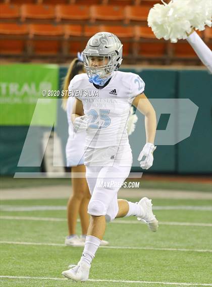 Thumbnail 2 in Polynesian Bowl (Team Makai vs. Team Mauka) photogallery.