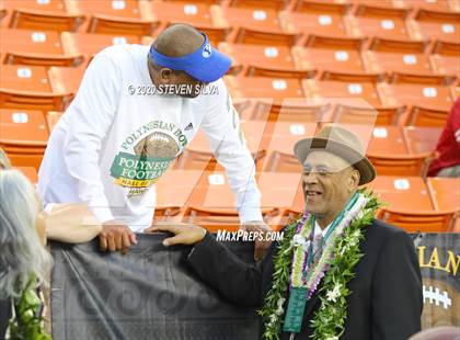 Thumbnail 1 in Polynesian Bowl (Team Makai vs. Team Mauka) photogallery.