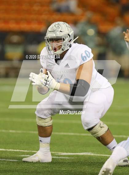 Thumbnail 3 in Polynesian Bowl (Team Makai vs. Team Mauka) photogallery.