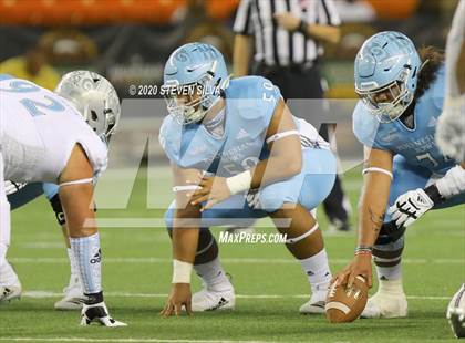 Thumbnail 3 in Polynesian Bowl (Team Makai vs. Team Mauka) photogallery.