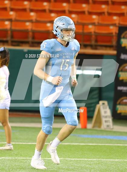 Thumbnail 3 in Polynesian Bowl (Team Makai vs. Team Mauka) photogallery.