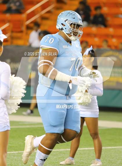 Thumbnail 1 in Polynesian Bowl (Team Makai vs. Team Mauka) photogallery.