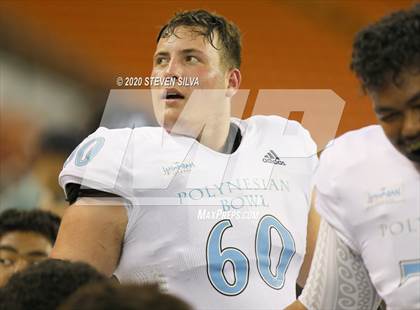 Thumbnail 3 in Polynesian Bowl (Team Makai vs. Team Mauka) photogallery.