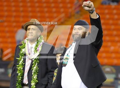 Thumbnail 3 in Polynesian Bowl (Team Makai vs. Team Mauka) photogallery.