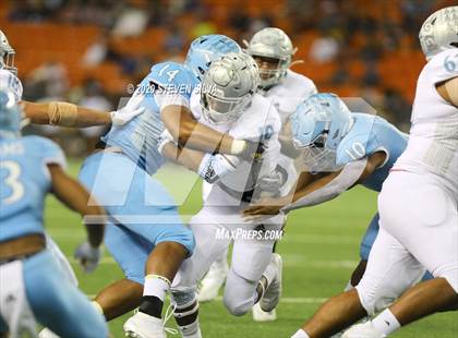Thumbnail 3 in Polynesian Bowl (Team Makai vs. Team Mauka) photogallery.