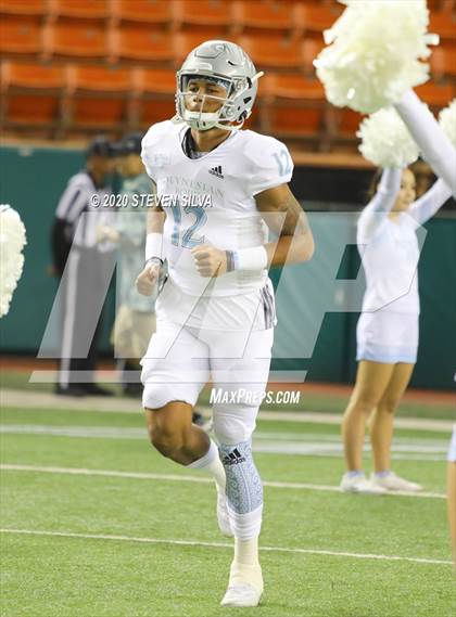 Thumbnail 2 in Polynesian Bowl (Team Makai vs. Team Mauka) photogallery.
