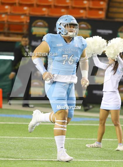 Thumbnail 3 in Polynesian Bowl (Team Makai vs. Team Mauka) photogallery.