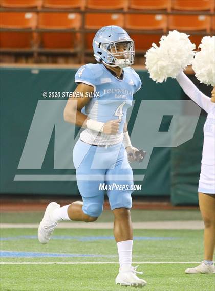 Thumbnail 3 in Polynesian Bowl (Team Makai vs. Team Mauka) photogallery.