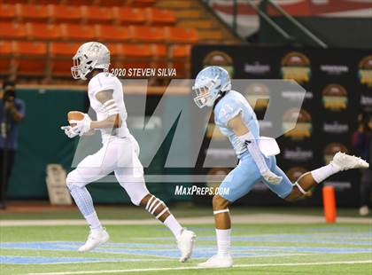 Thumbnail 1 in Polynesian Bowl (Team Makai vs. Team Mauka) photogallery.