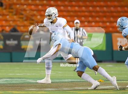 Thumbnail 1 in Polynesian Bowl (Team Makai vs. Team Mauka) photogallery.