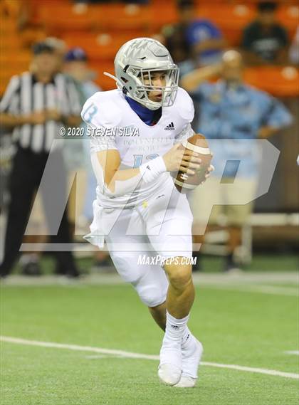 Thumbnail 3 in Polynesian Bowl (Team Makai vs. Team Mauka) photogallery.