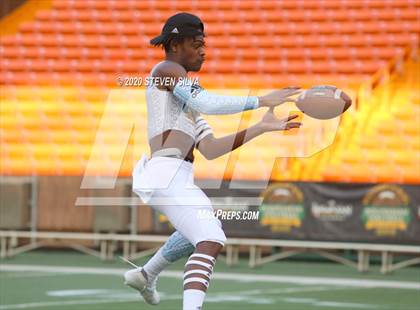 Thumbnail 1 in Polynesian Bowl (Team Makai vs. Team Mauka) photogallery.