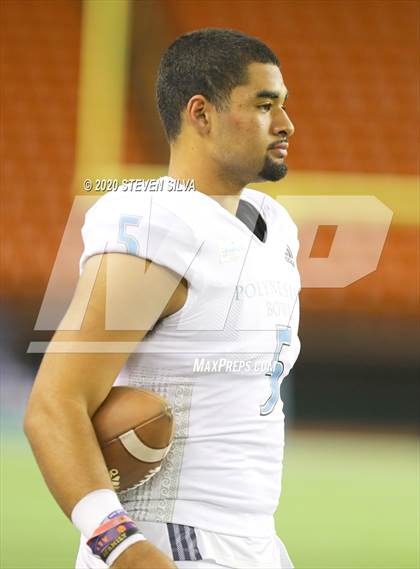 Thumbnail 2 in Polynesian Bowl (Team Makai vs. Team Mauka) photogallery.