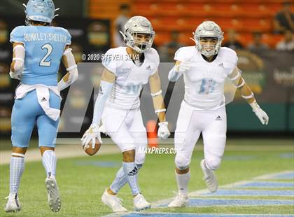 Thumbnail 1 in Polynesian Bowl (Team Makai vs. Team Mauka) photogallery.