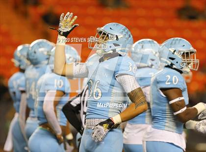 Thumbnail 3 in Polynesian Bowl (Team Makai vs. Team Mauka) photogallery.