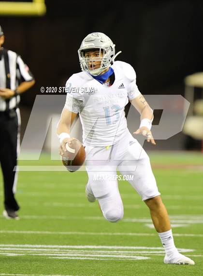 Thumbnail 1 in Polynesian Bowl (Team Makai vs. Team Mauka) photogallery.