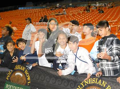 Thumbnail 3 in Polynesian Bowl (Team Makai vs. Team Mauka) photogallery.