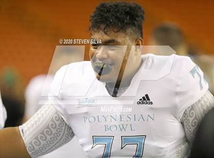 Thumbnail 1 in Polynesian Bowl (Team Makai vs. Team Mauka) photogallery.